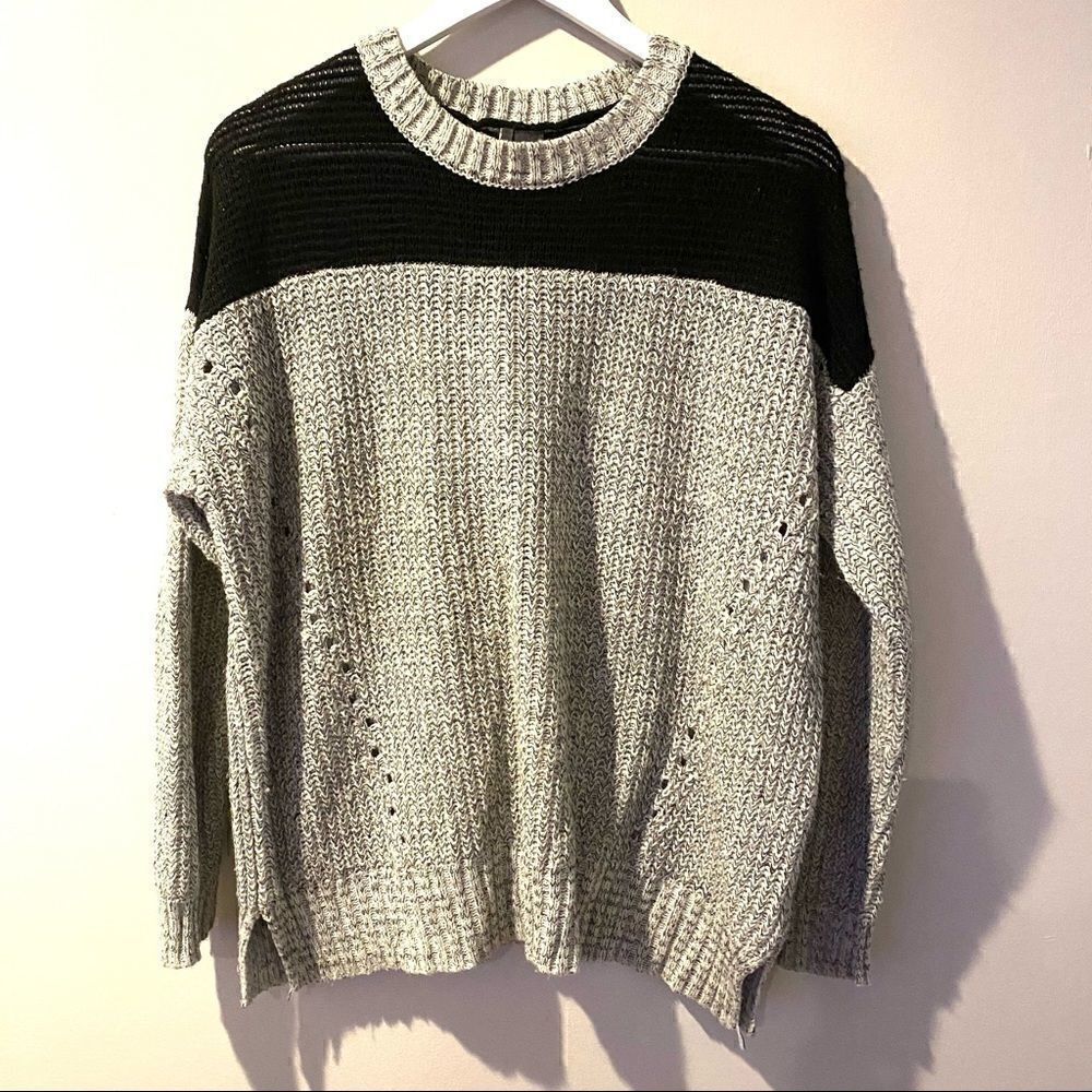 Sparkle & Fade color block sweater black gray medium